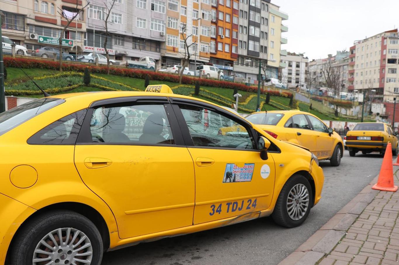 İstanbul Valisi Yerlikaya: Taksiler şehirler arası ulaşımda kullanılmayacak